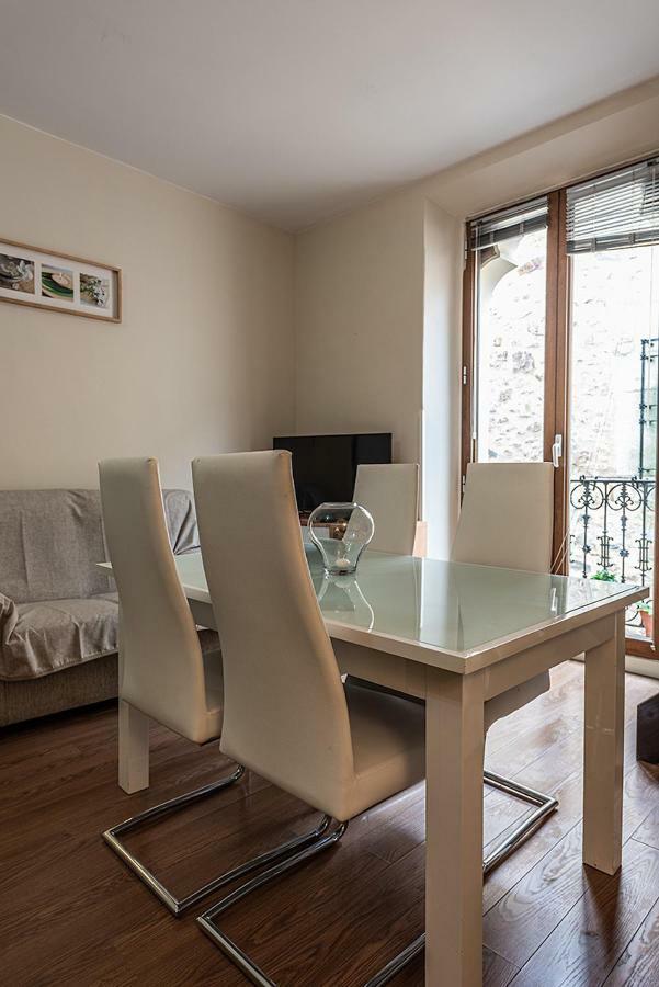 Domus Seleqtia Plaza De Santiago Διαμέρισμα Caces Εξωτερικό φωτογραφία